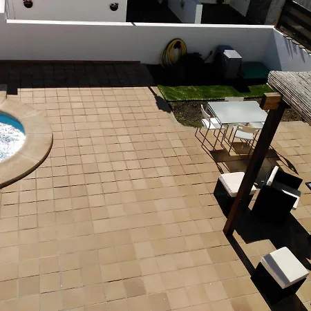 Luzmarina Vila *